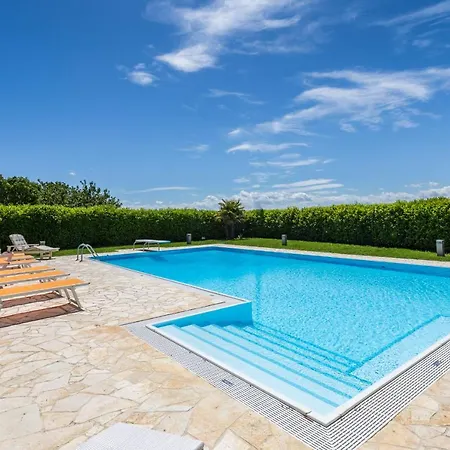 Sara Villa San Costanzo